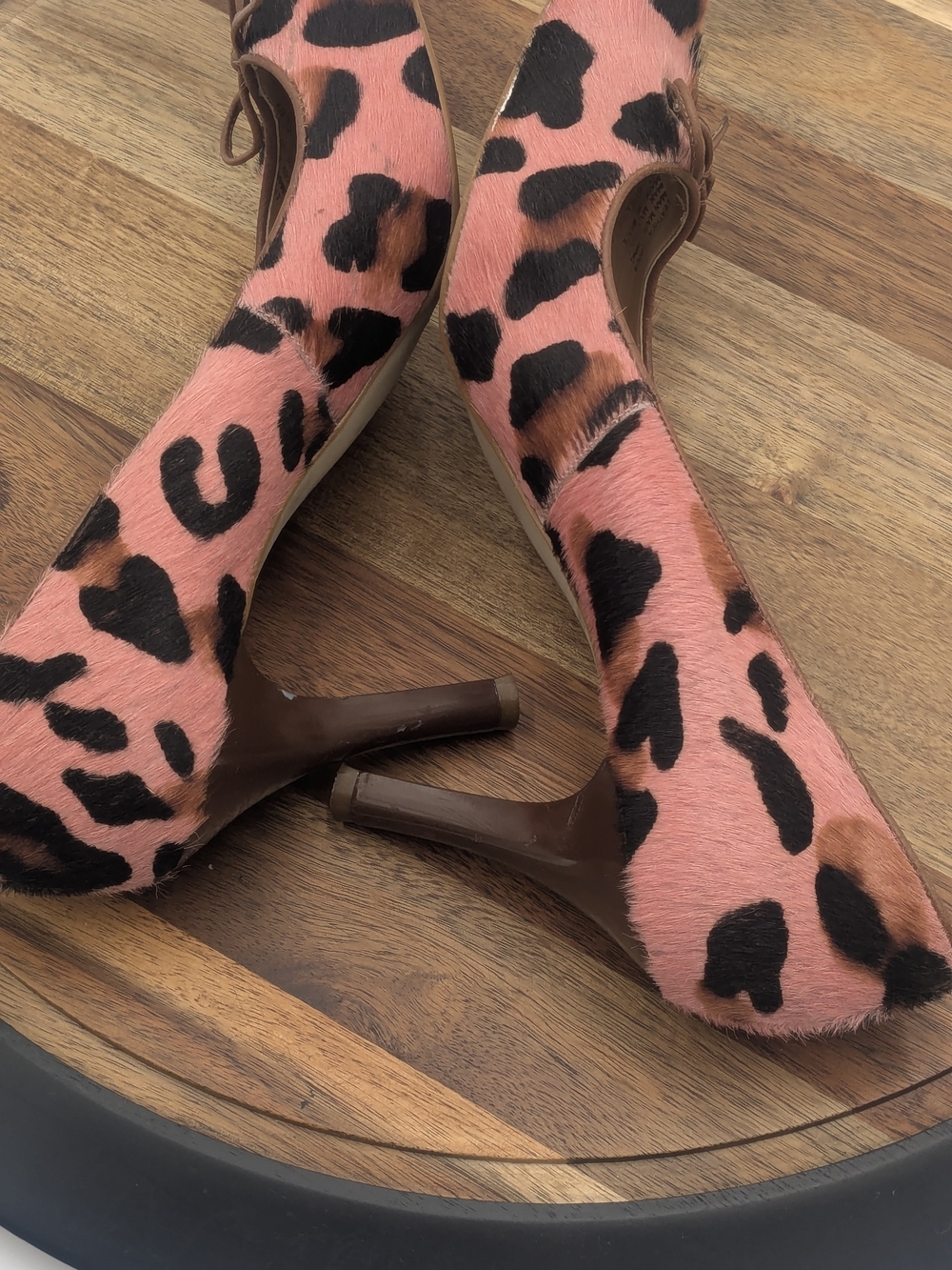 Gianni Bini Pink Leopard Calf Hair Bow Pumps Heels Size 8M - Picture 9 of 12